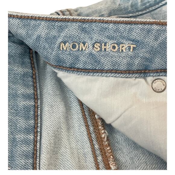 American Eagle Daisy Embroidered Mom Short Size 8 - Picture 8 of 9